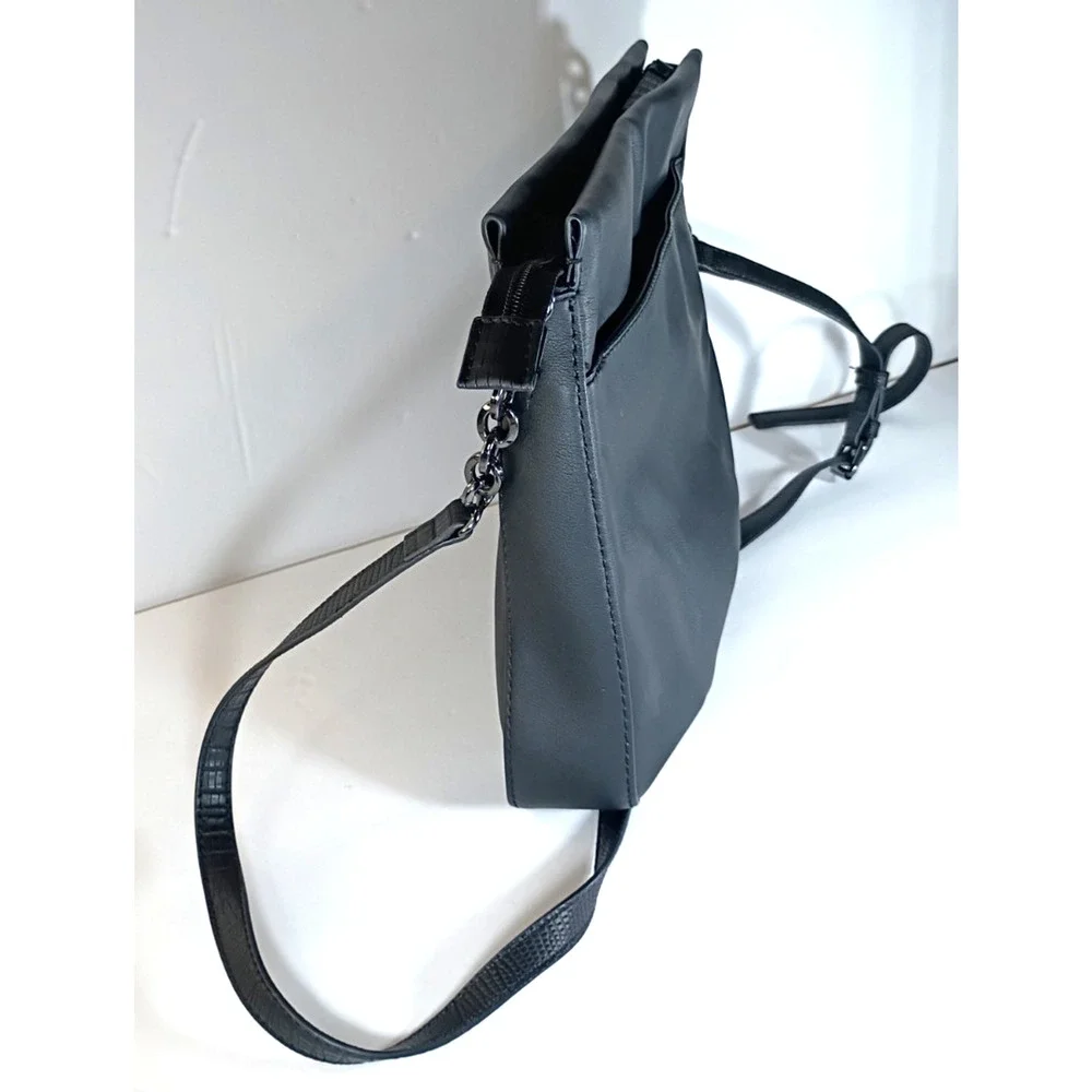 Simply Vera Vera Wang Black Crossbody Bag Faux Leather Adjustable Strap